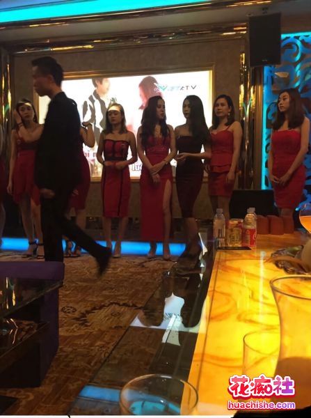 KTV酒吧淫乱