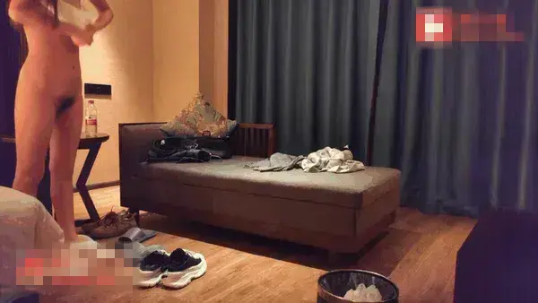 杏吧原创极品哥路虎