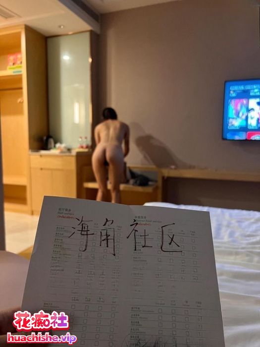 海角乱伦 堂姐的小跟班 把表姐调教成母狗预览图06
