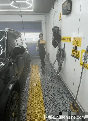 AAi-0329 户外露出车内自慰喷水预览图13