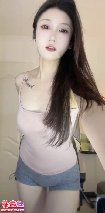 快手 菜菜 瑜伽裤热舞诱惑直播预览图01