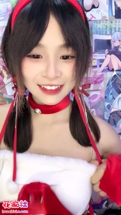 06小妞儿 黑白丝袜脸穴同框道具自慰预览图12