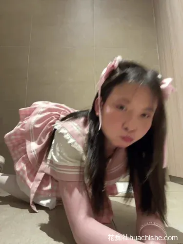 xiaoyi-989 各种JK制服白丝户外露出预览图06