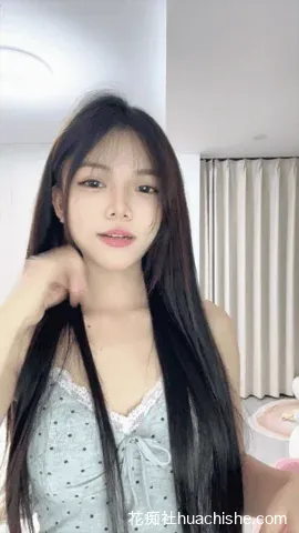 学妹007 粉嫩小穴自慰直播预览图04