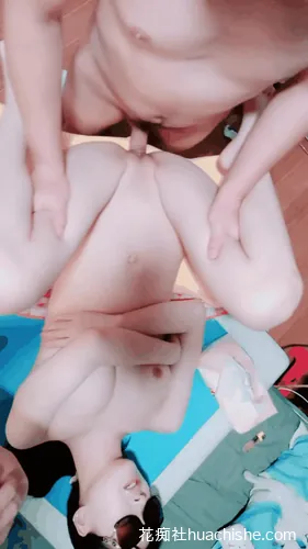 晴晴樱子 两个粉穴少女预览图08