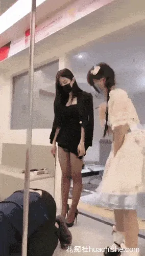 时安s 调教贱狗羞辱黑丝舔脚直播预览图02