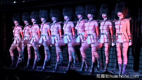 曾经很火的疯马秀Crazy Girls预览图07